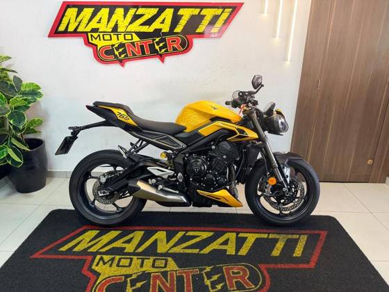 TRIUMPH STREET TRIPLE 765 RS 